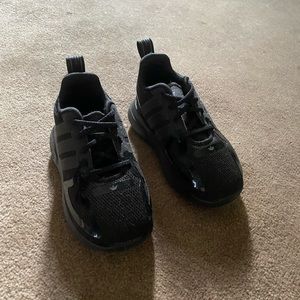 Toddler adidas size 7